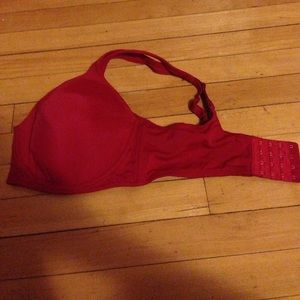 Red 42DD bra